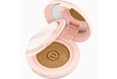 Essence Silky Cushion Podkład w poduszeczce o jedwabistym, naturalnym wykończeniu - 178 12g