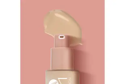 NAM Smart Flawless Podkład kryjąco-matujący do twarzy - 05N True Natural 30ml