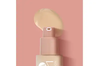 NAM Smart Flawless Podkład kryjąco-matujący do twarzy - 04W Almond 30ml