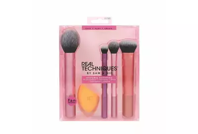 REAL TECHNIQUES EVERYDAY ESSENTIALS Brush Set