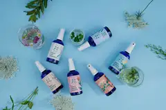 Hydrolaty i oleje – minimalistyczna pielęgnacja z Mydlarnia Cztery Szpaki