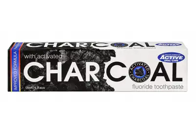 BEAUTY FORMULAS CHARCOAL Pasta do zębów czarna z aktywnym węglem 125ml