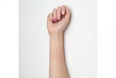 PAESE NANOREVIT BRIGHTENING CONCEALER Korektor rozświetlający - 01 LIGHT BEIGE 8.5ml