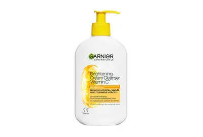 LOR. GARNIER EMULSJA ROZŚWIETLAJĄCA VITAMIN C250ML