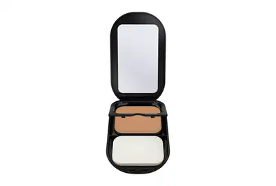 Max Factor Facefinity Compact Matujący podkład do twarzy w kompakcie SPF20 - 006 Golden 10g